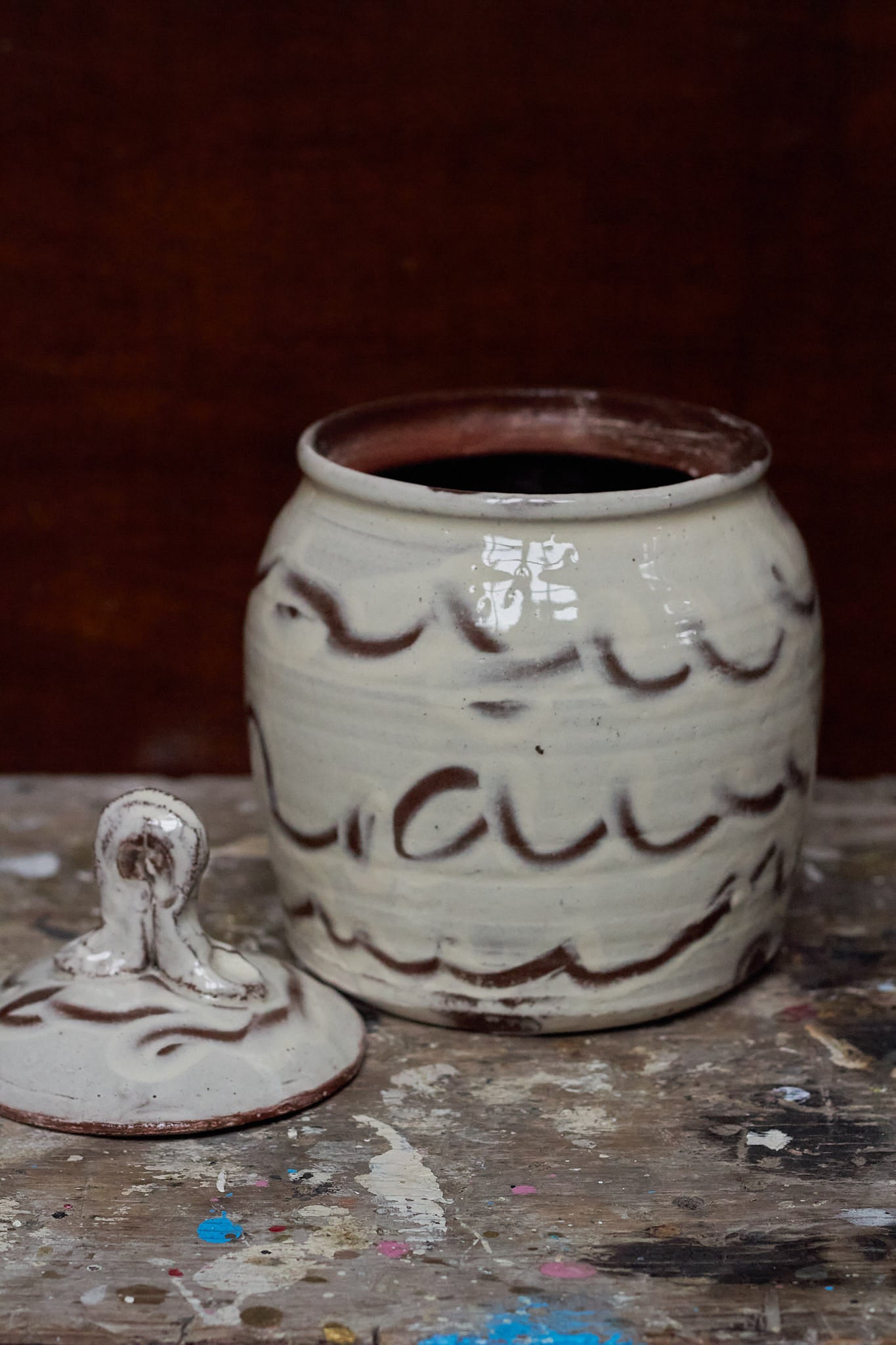 Big Earthenware Wavy Jar